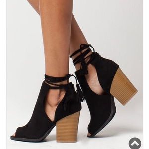 cut out wrap booties